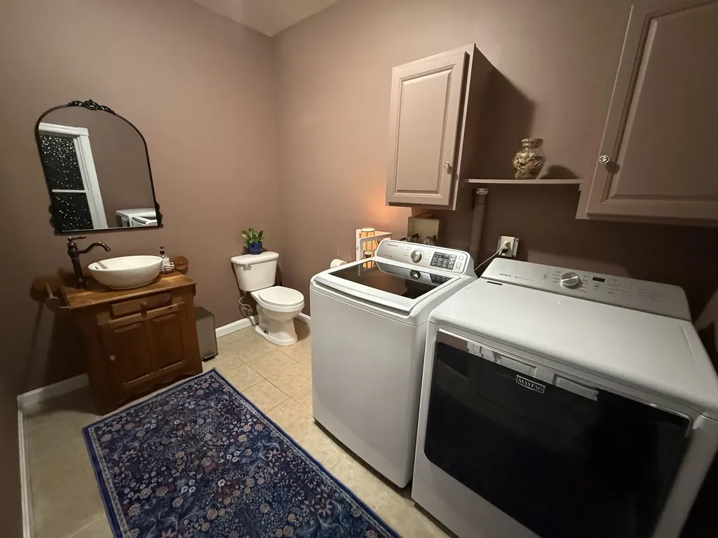 28 Upper Cherry Street Hardwick VT 05843