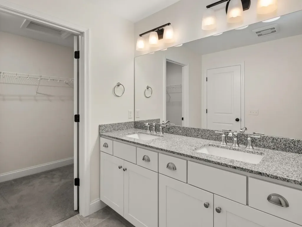 263 O'brien Farm Road South Burlington VT 05403