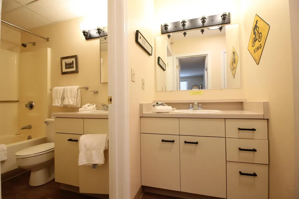 28 Packard Road Waterville Valley NH 03215