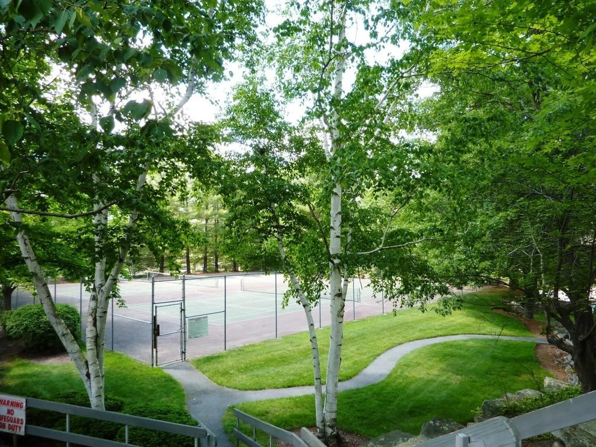 4 Heather Court Nashua NH 03062