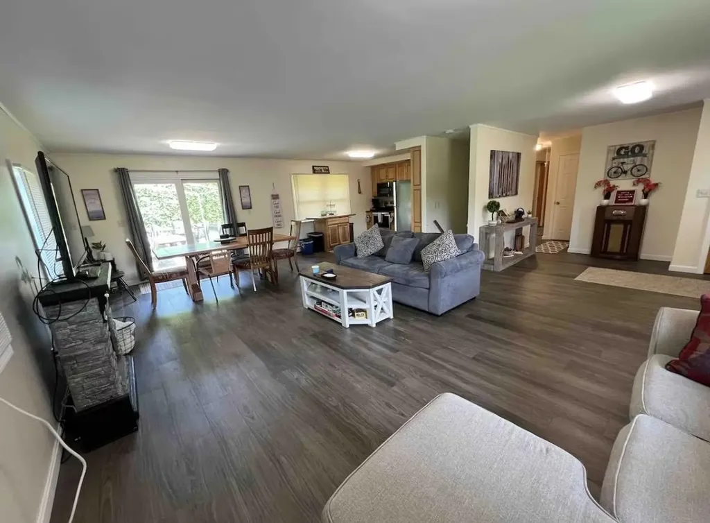8 Charter Hill Drive Rutland City VT 05701