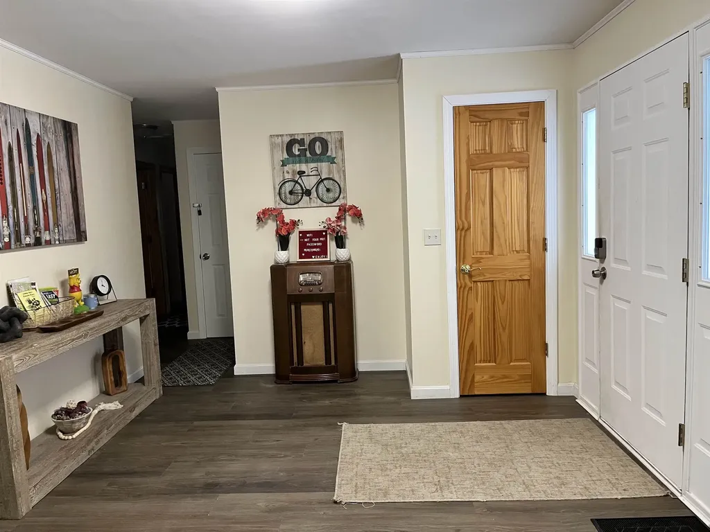 8 Charter Hill Drive Rutland City VT 05701