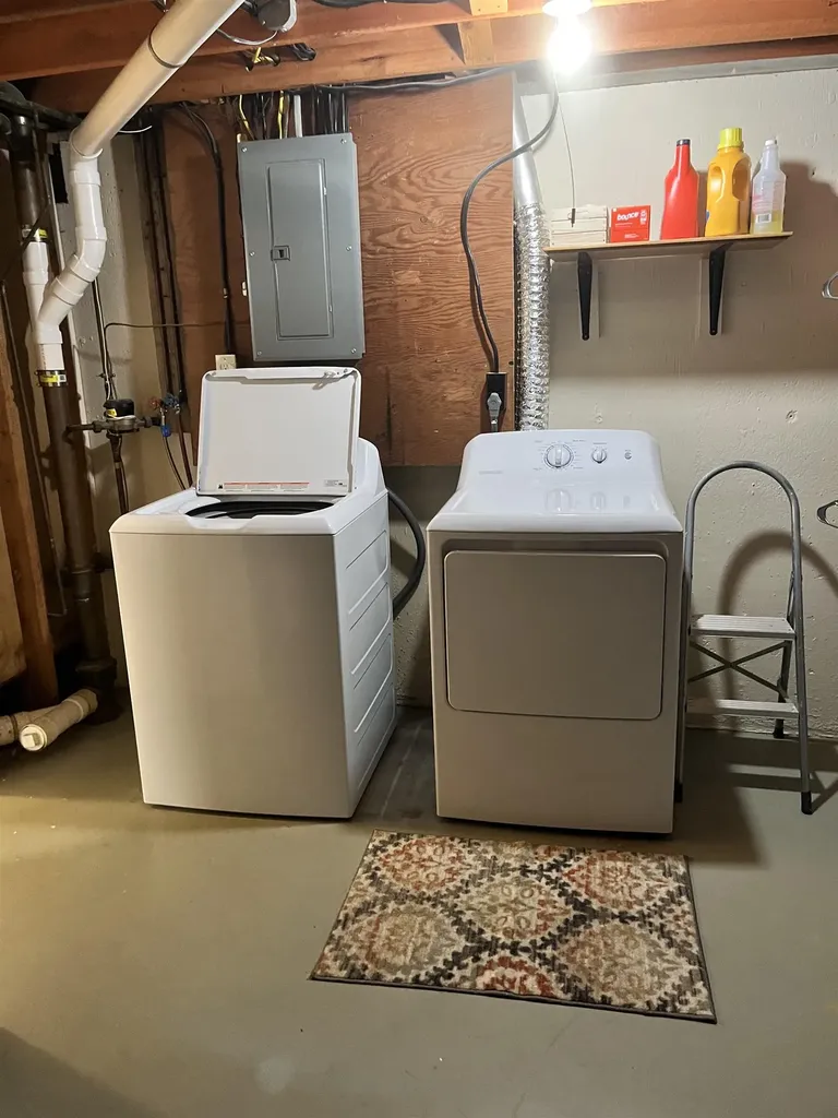 8 Charter Hill Drive Rutland City VT 05701