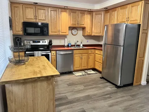 8 Charter Hill Drive Rutland City VT 05701