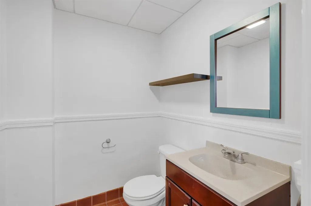 454 Calef Highway Lee NH 03861