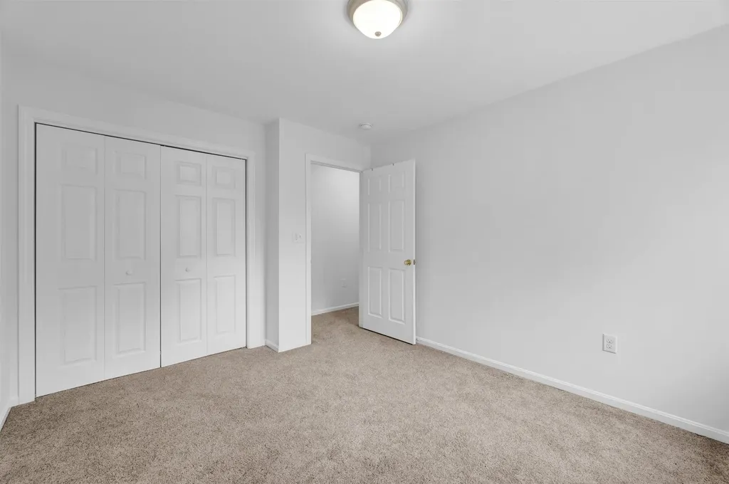 454 Calef Highway Lee NH 03861