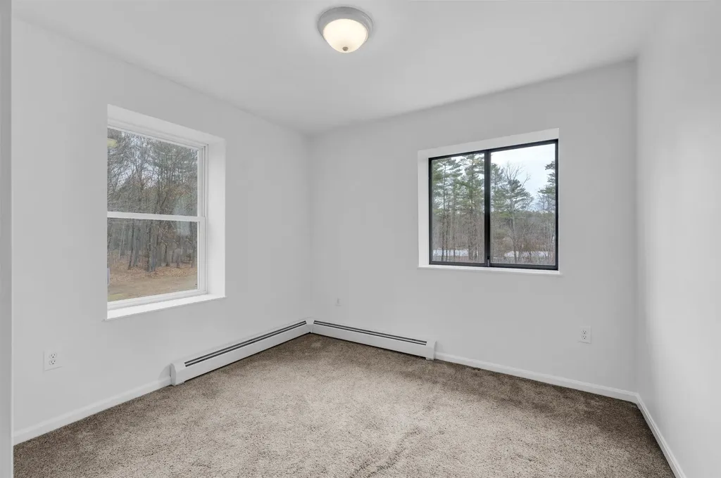 454 Calef Highway Lee NH 03861