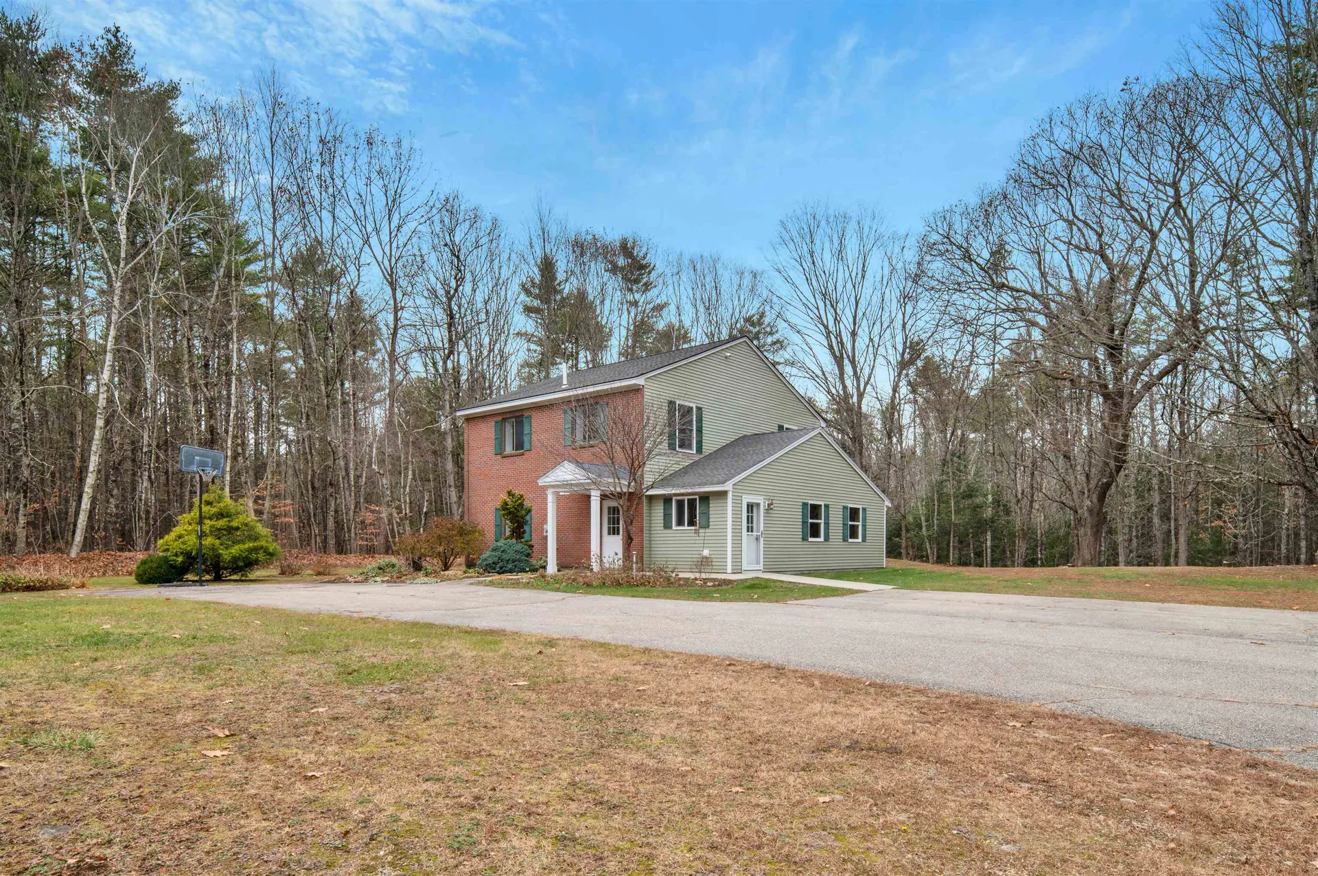 454 Calef Highway Lee NH 03861