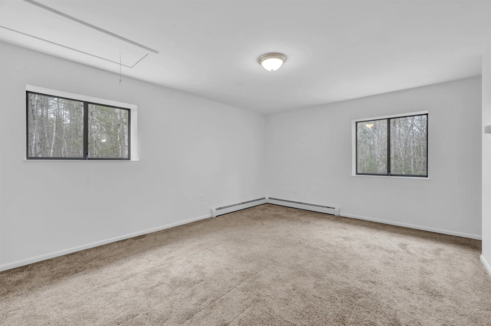 454 Calef Highway Lee NH 03861