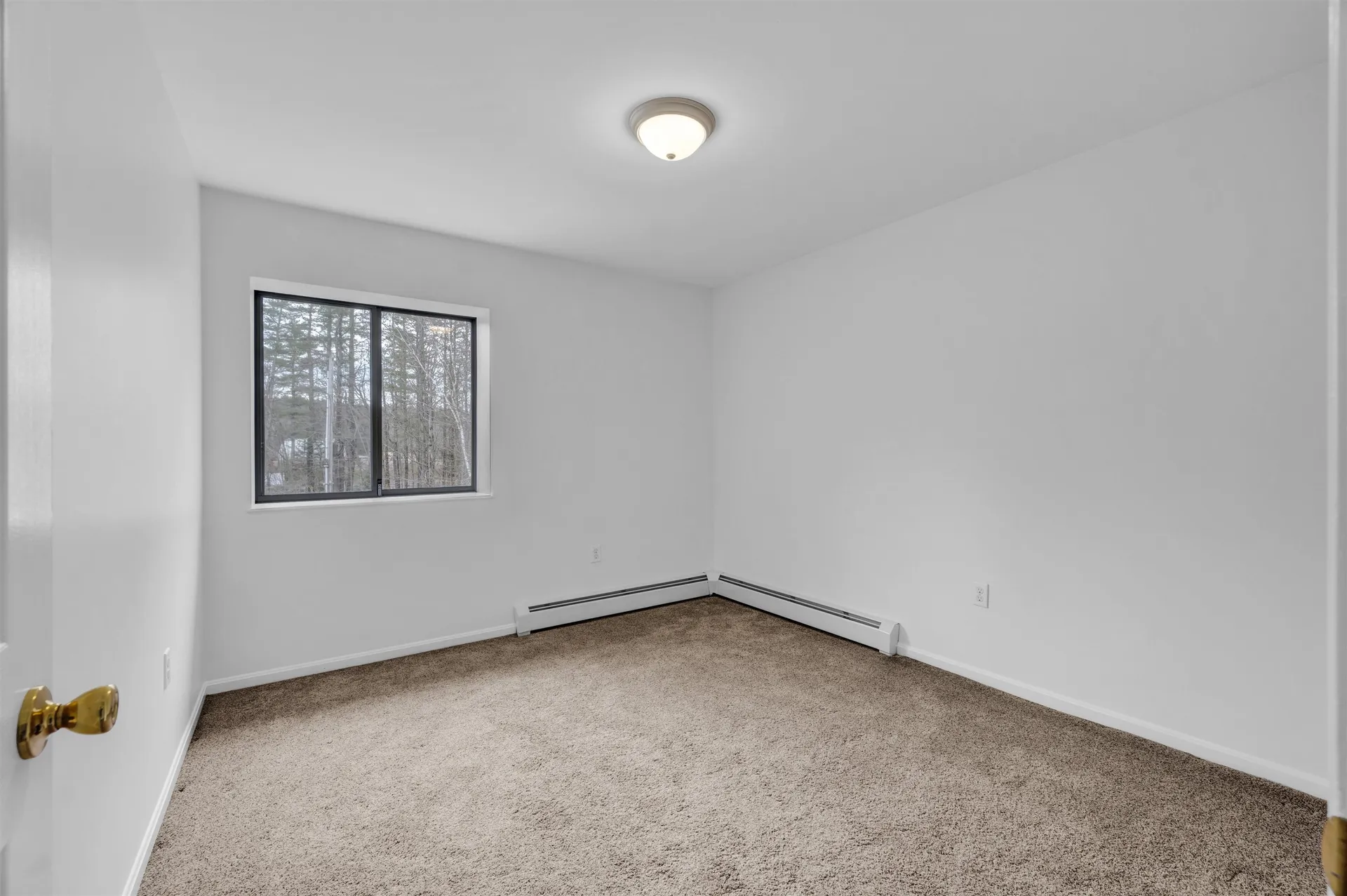 454 Calef Highway Lee NH 03861