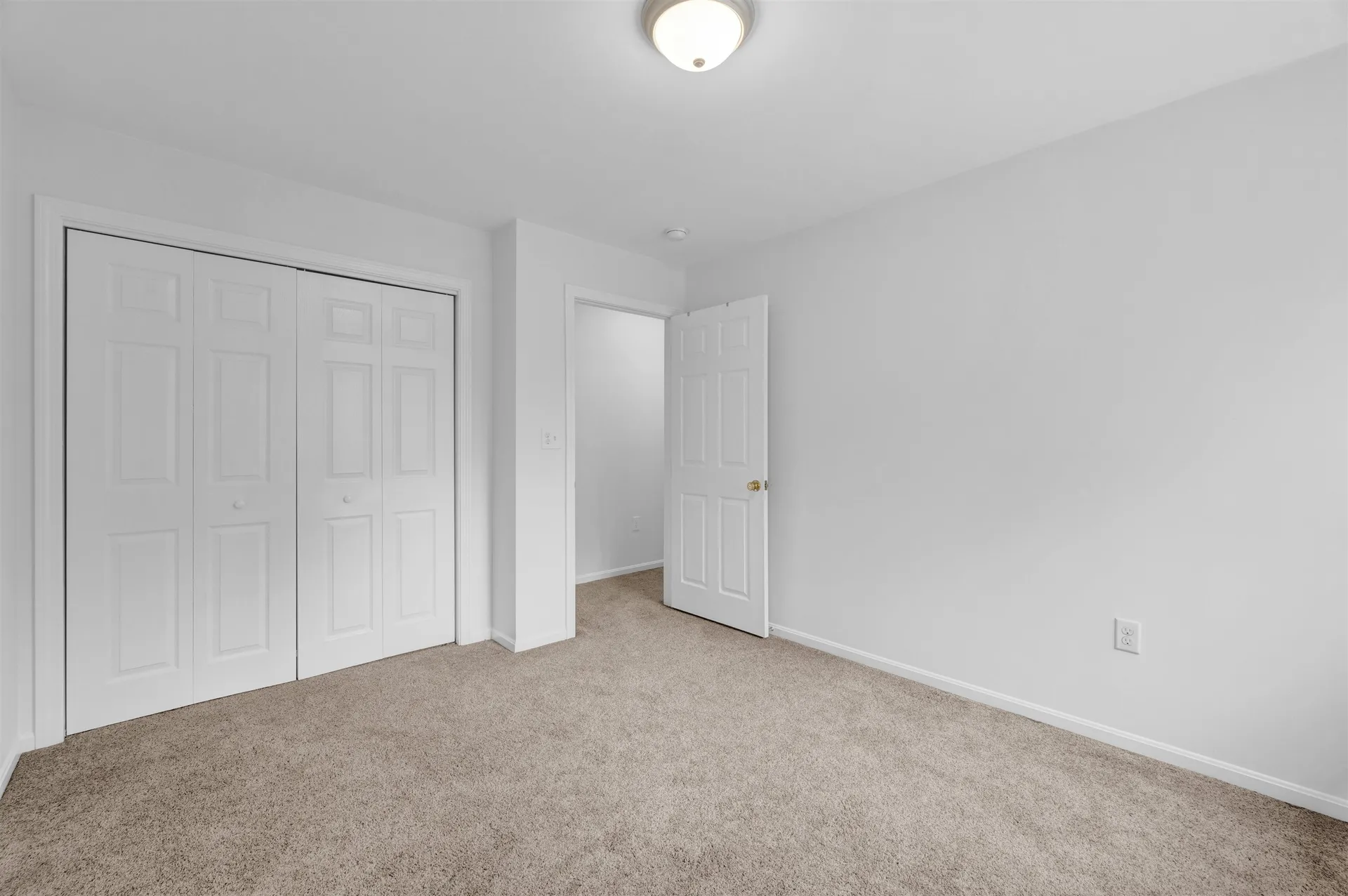 454 Calef Highway Lee NH 03861