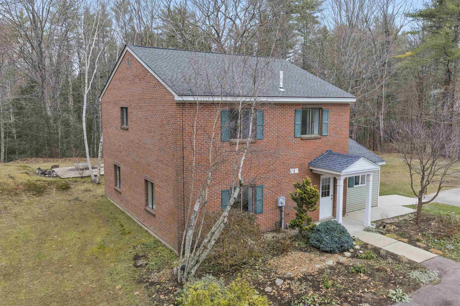 454 Calef Highway Lee NH 03861