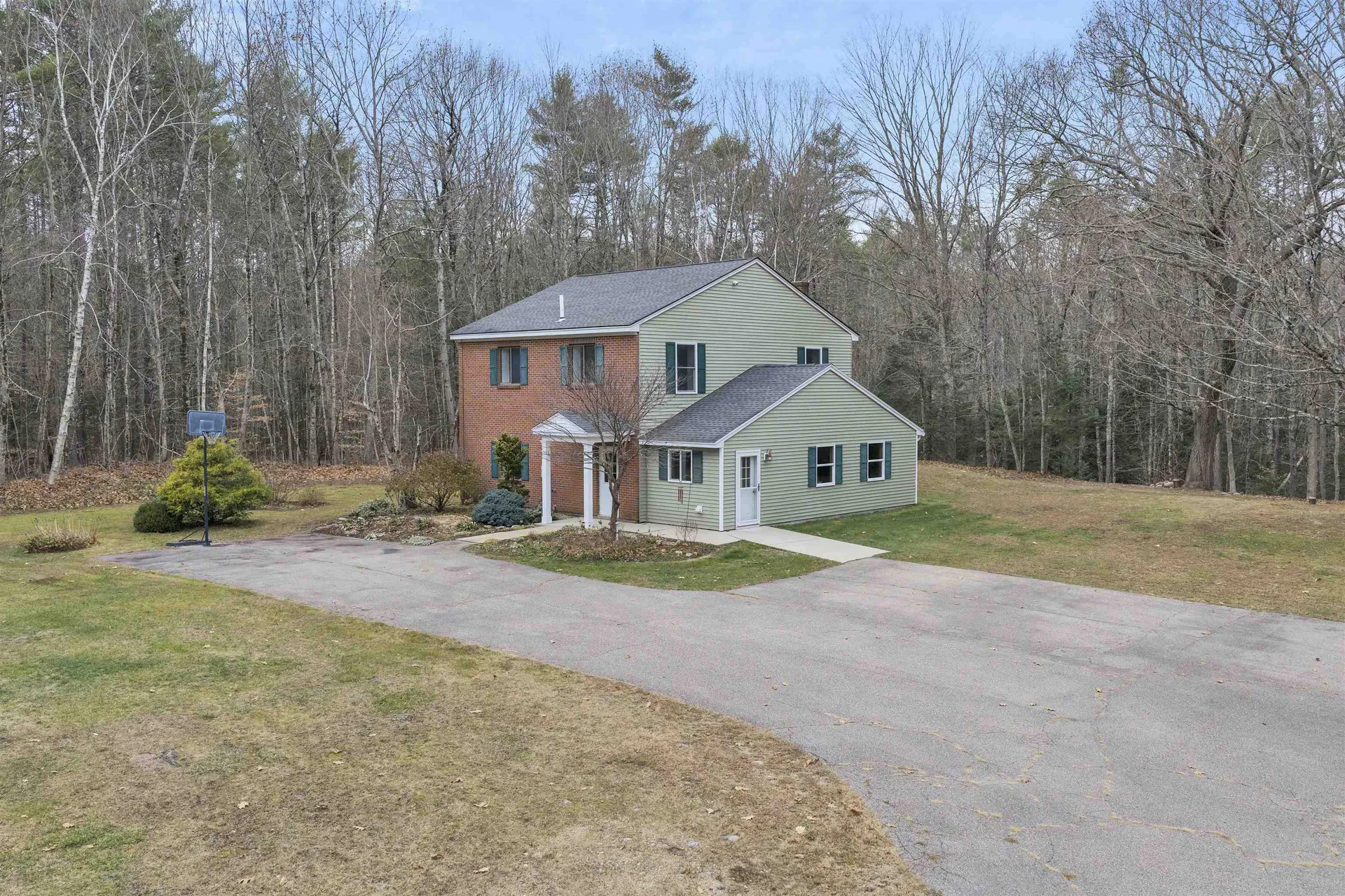 454 Calef Highway Lee NH 03861