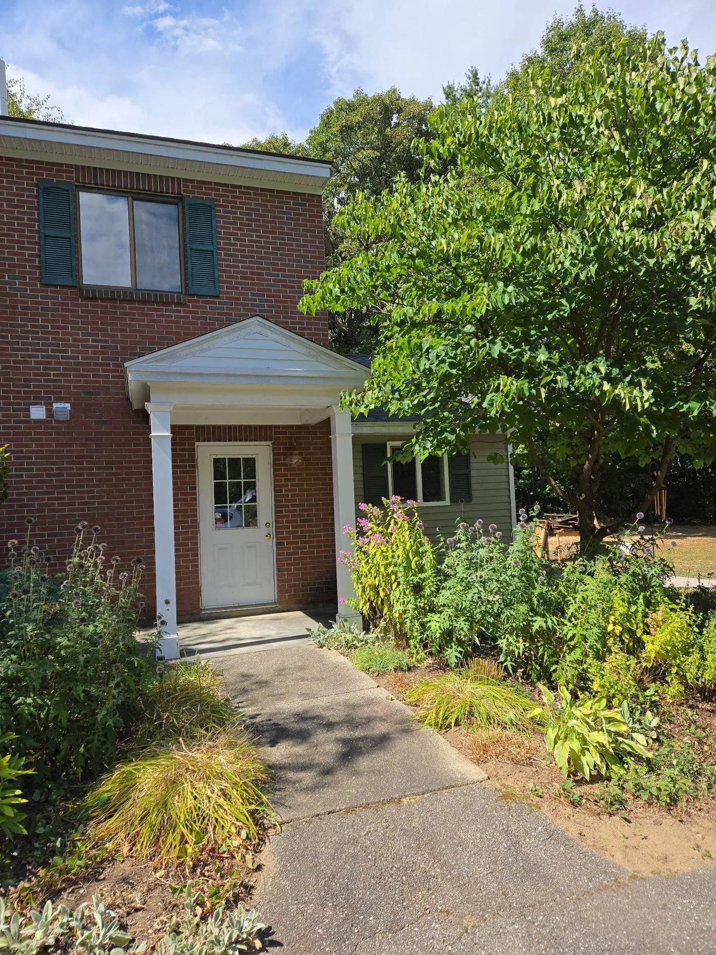 454 Calef Highway Lee NH 03861