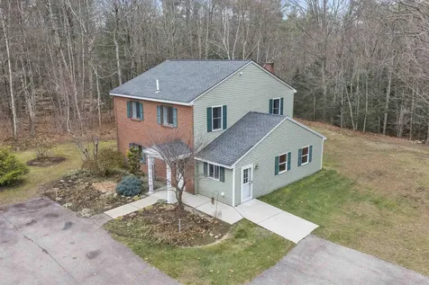 454 Calef Highway Lee NH 03861