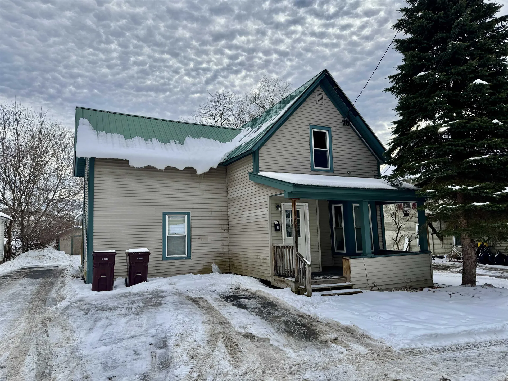 35 Spring Street Newport City VT 05855