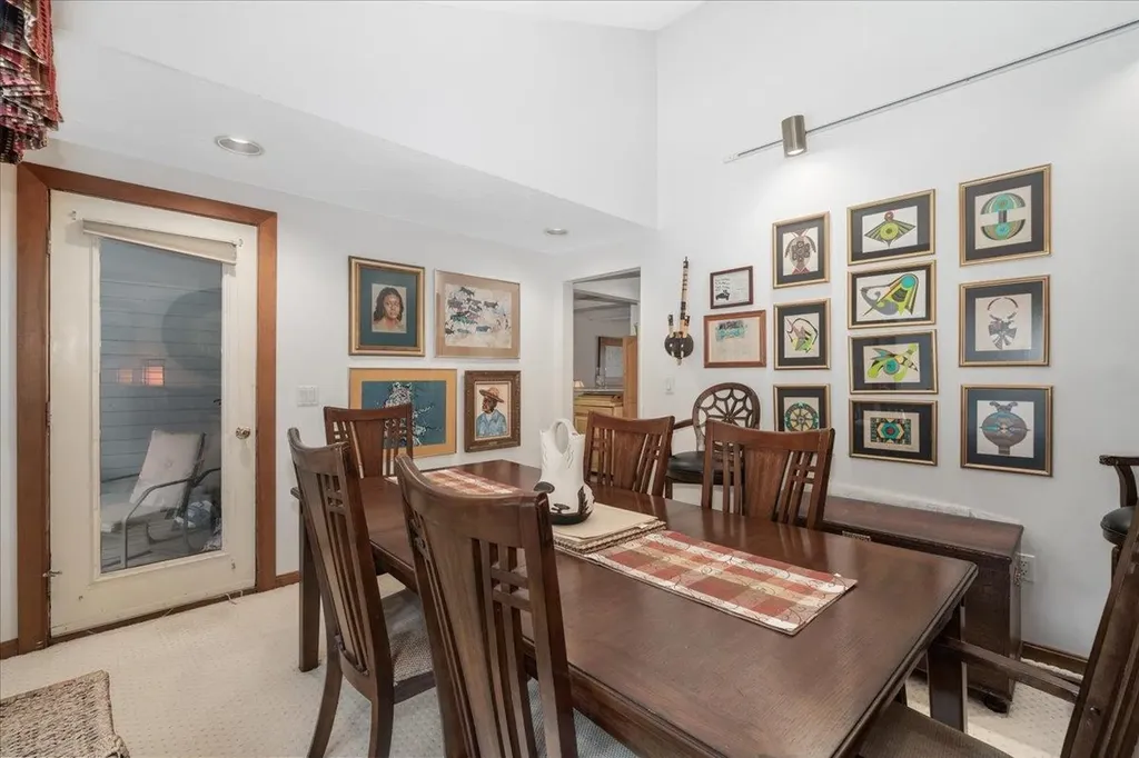 5 Tsienneto Road Derry NH 03038