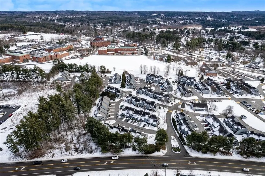 5 Tsienneto Road Derry NH 03038