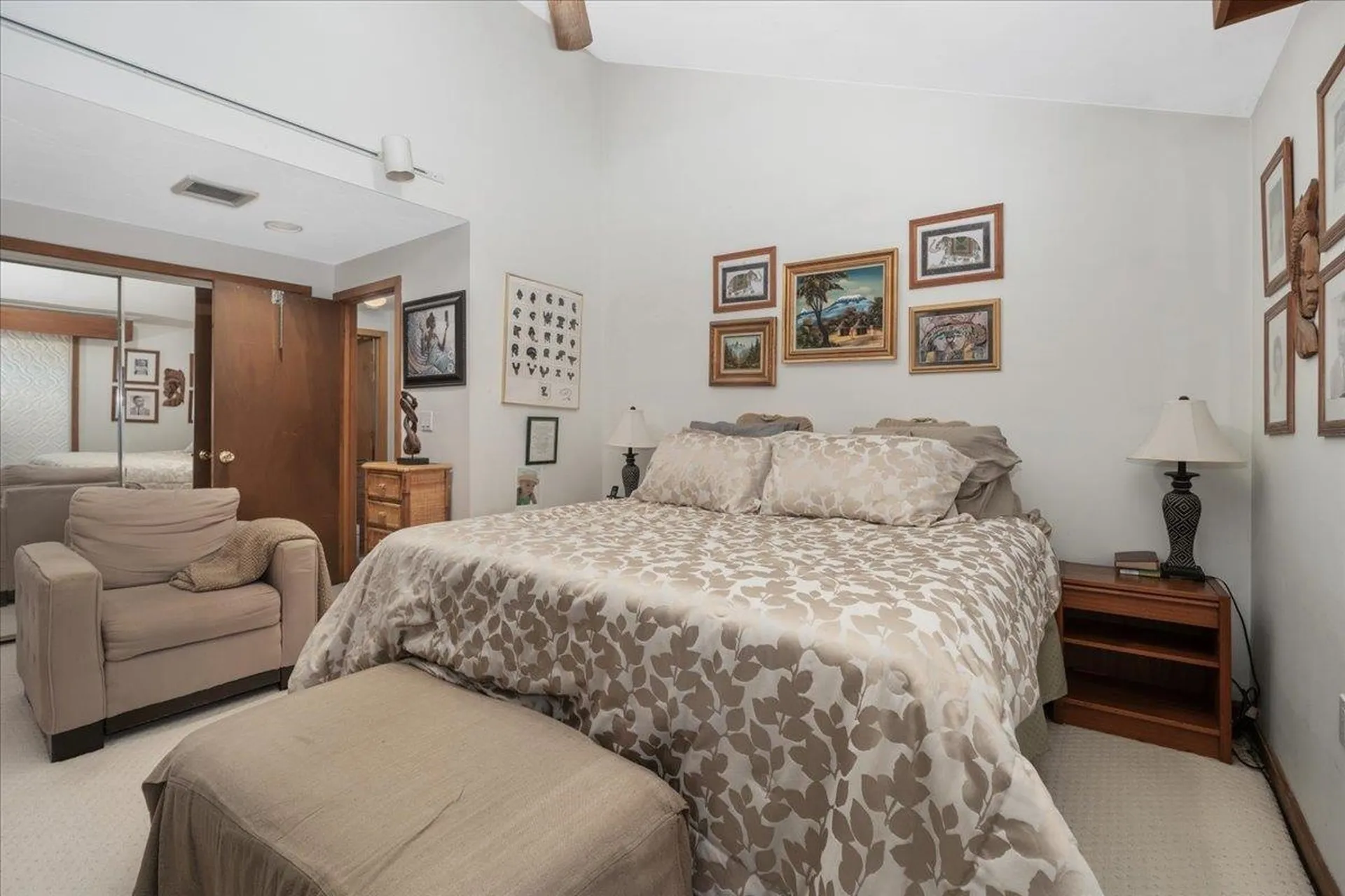 5 Tsienneto Road Derry NH 03038