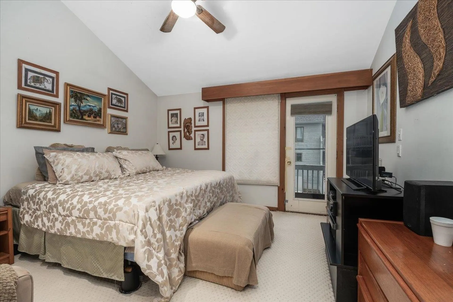 5 Tsienneto Road Derry NH 03038