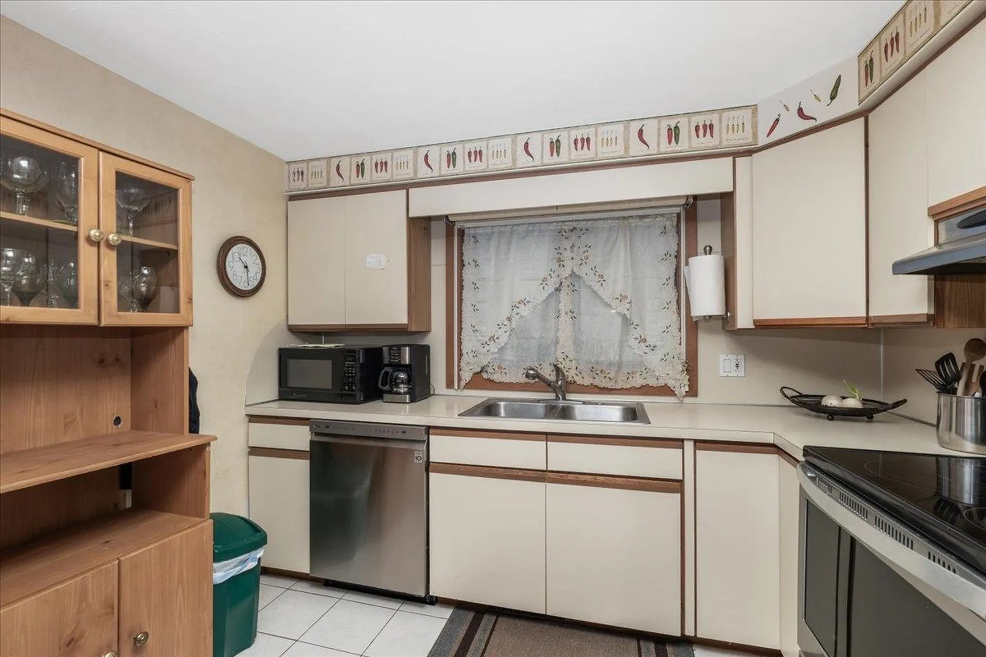 5 Tsienneto Road Derry NH 03038