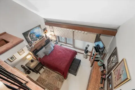 5 Tsienneto Road Derry NH 03038