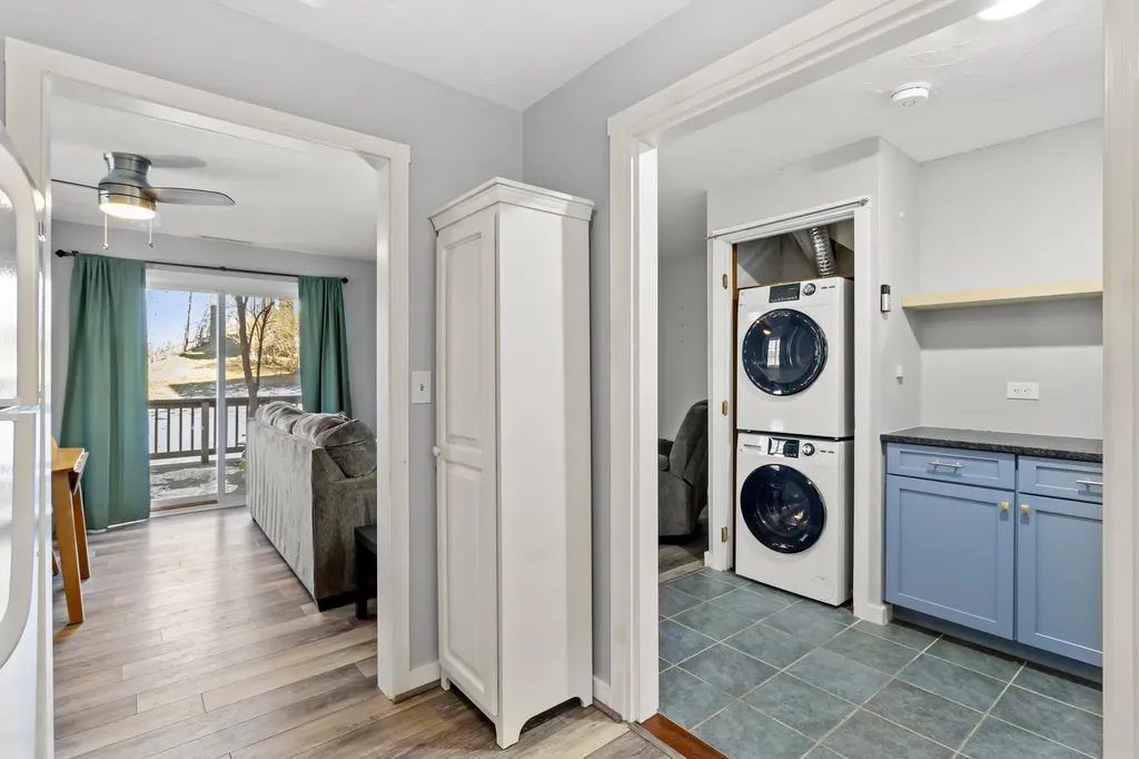 98 Henry Law Avenue Dover NH 03820