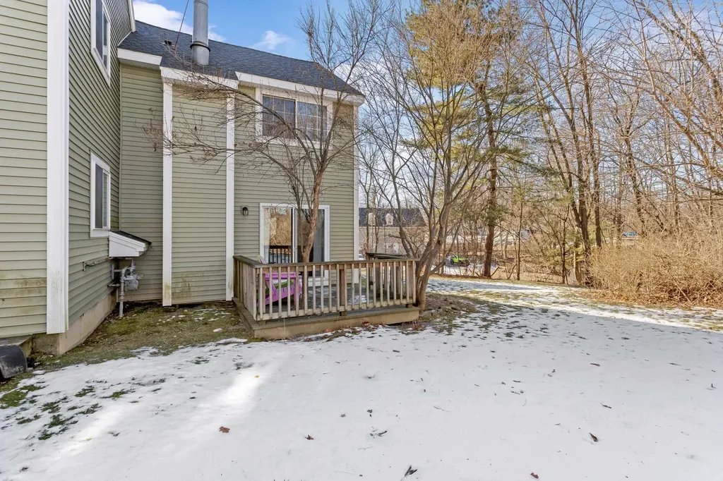 98 Henry Law Avenue Dover NH 03820