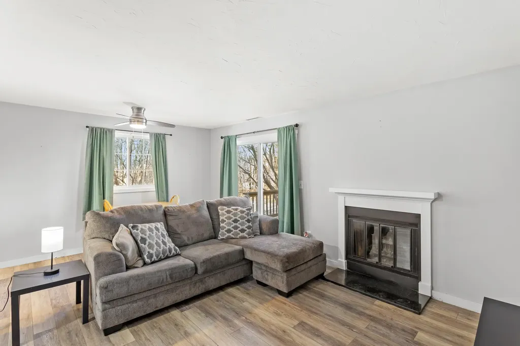 98 Henry Law Avenue Dover NH 03820