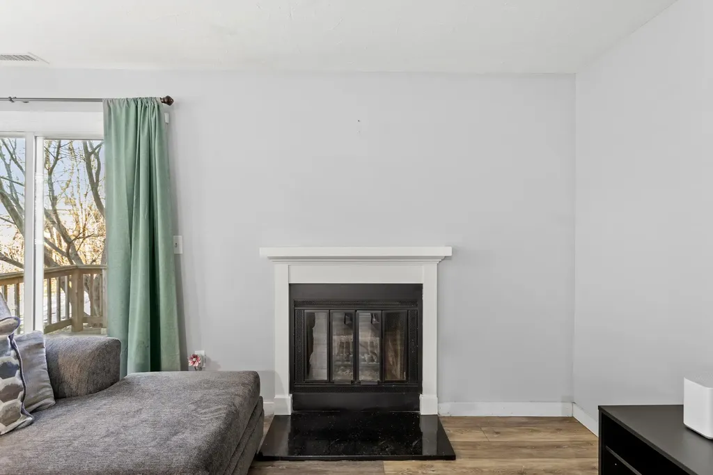 98 Henry Law Avenue Dover NH 03820