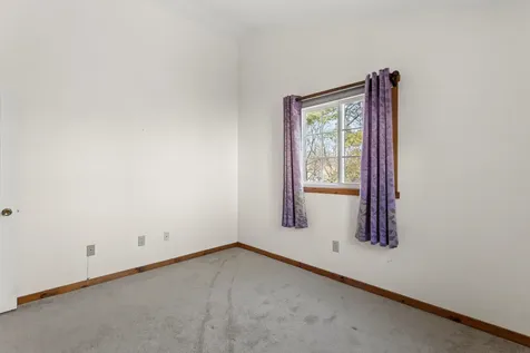 98 Henry Law Avenue Dover NH 03820