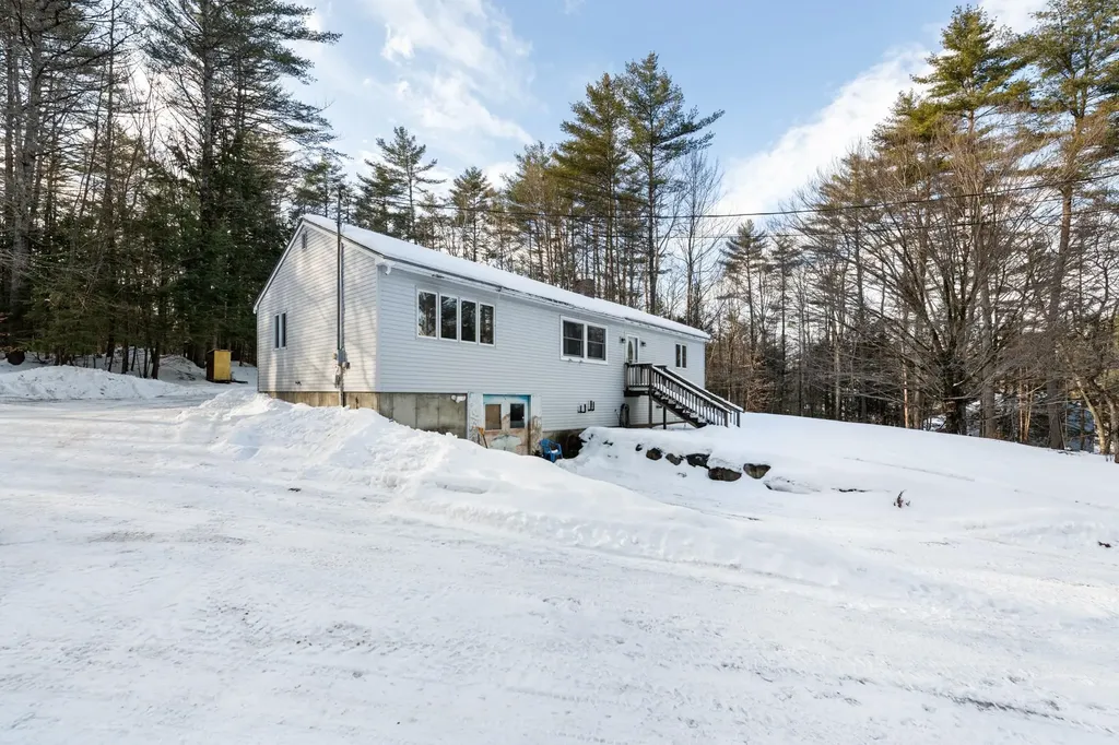 363 Main Street New Hampton NH 03256