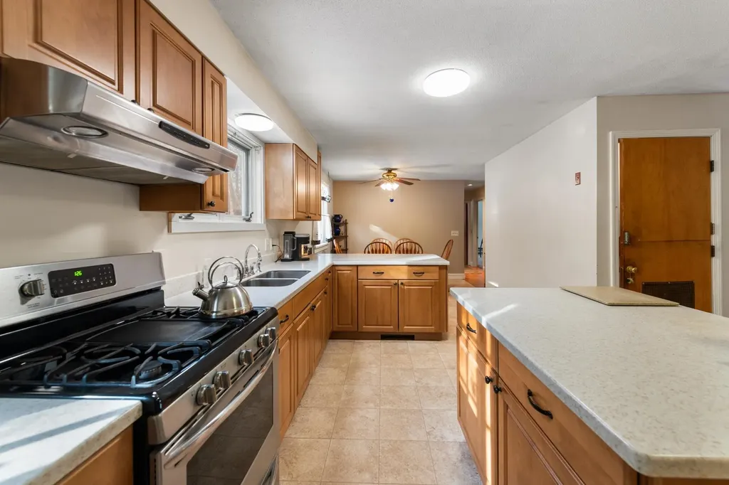 363 Main Street New Hampton NH 03256