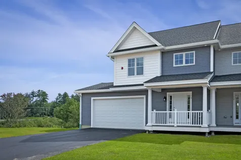 7 Autumn Lane Raymond NH 03077