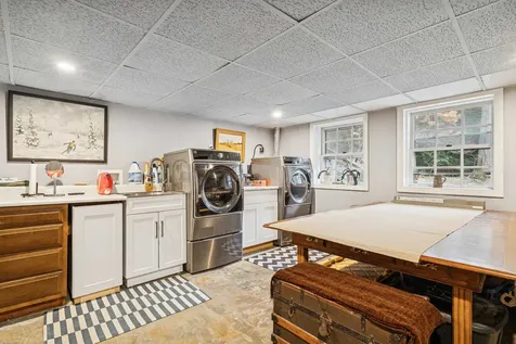 2 Hilton Field Lane Hanover NH 03755