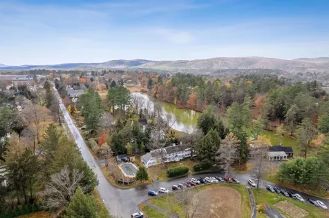 2 Hilton Field Lane Hanover NH 03755