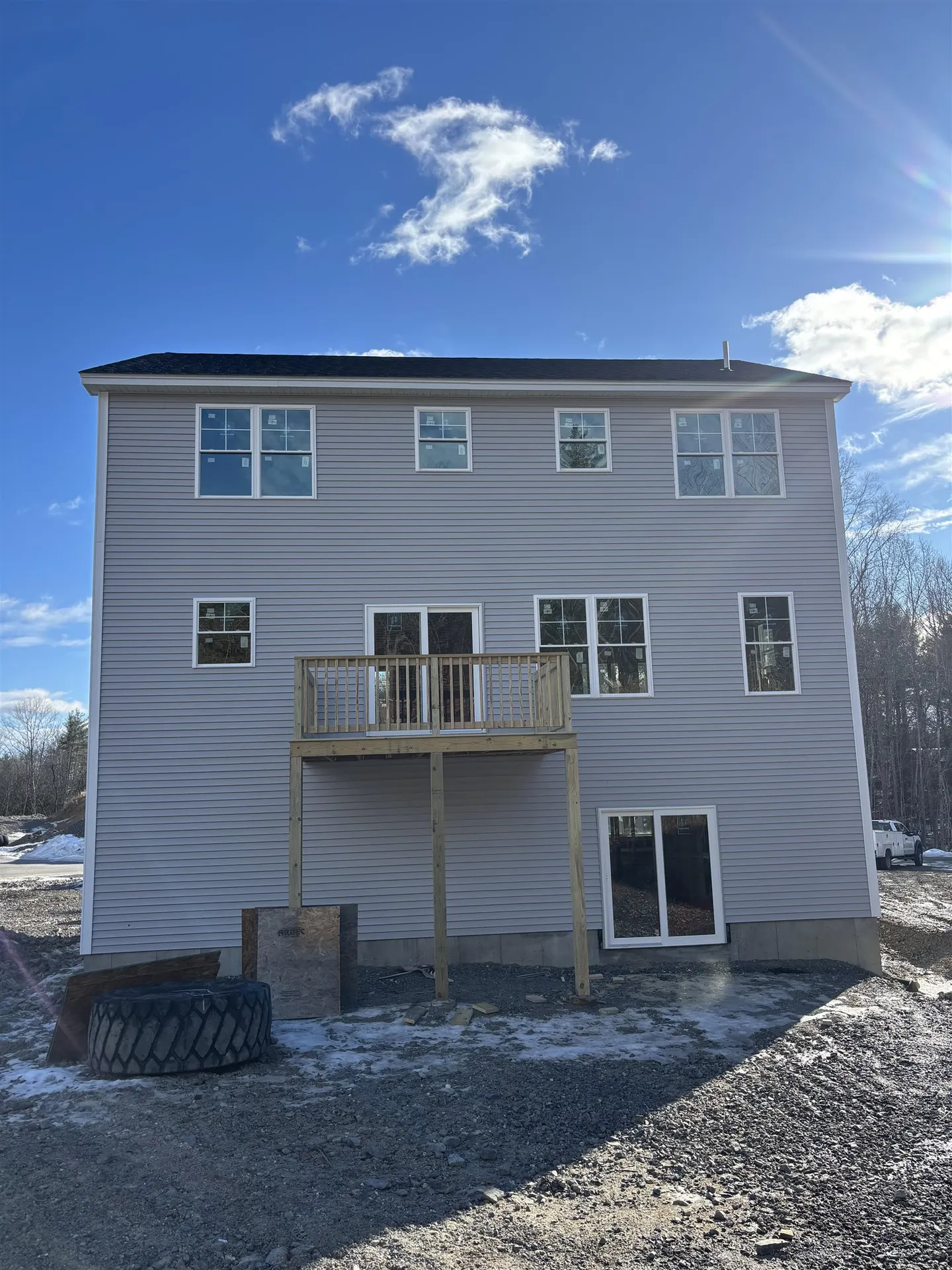 12 Mica Drive Raymond NH 03077