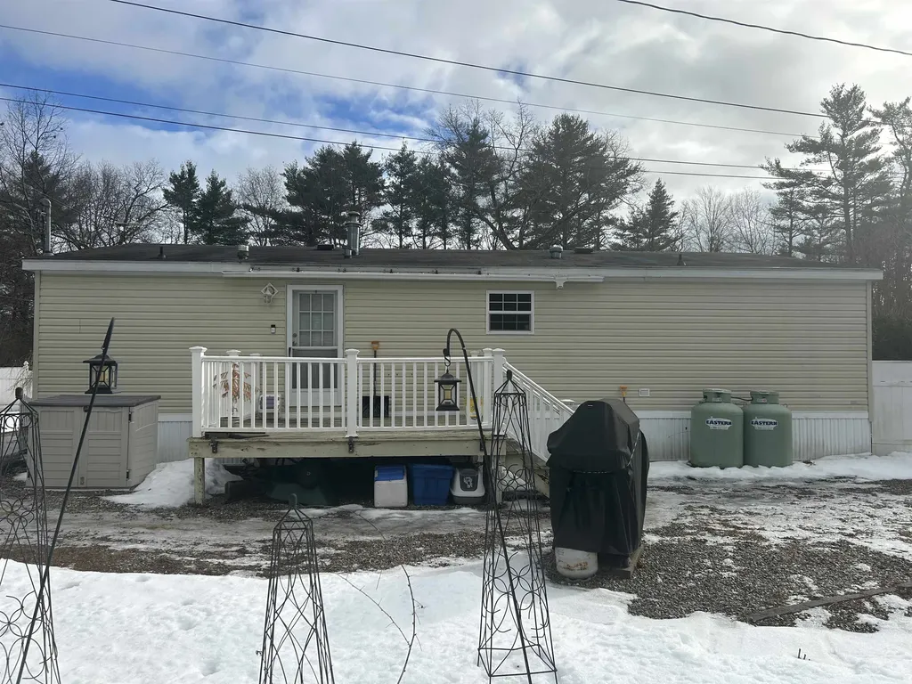 3 Federal Hill Lane Lee NH 03824