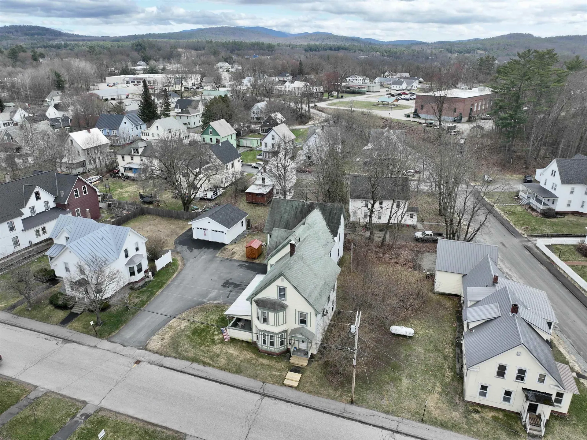 20 Pine Street Haverhill NH 03785