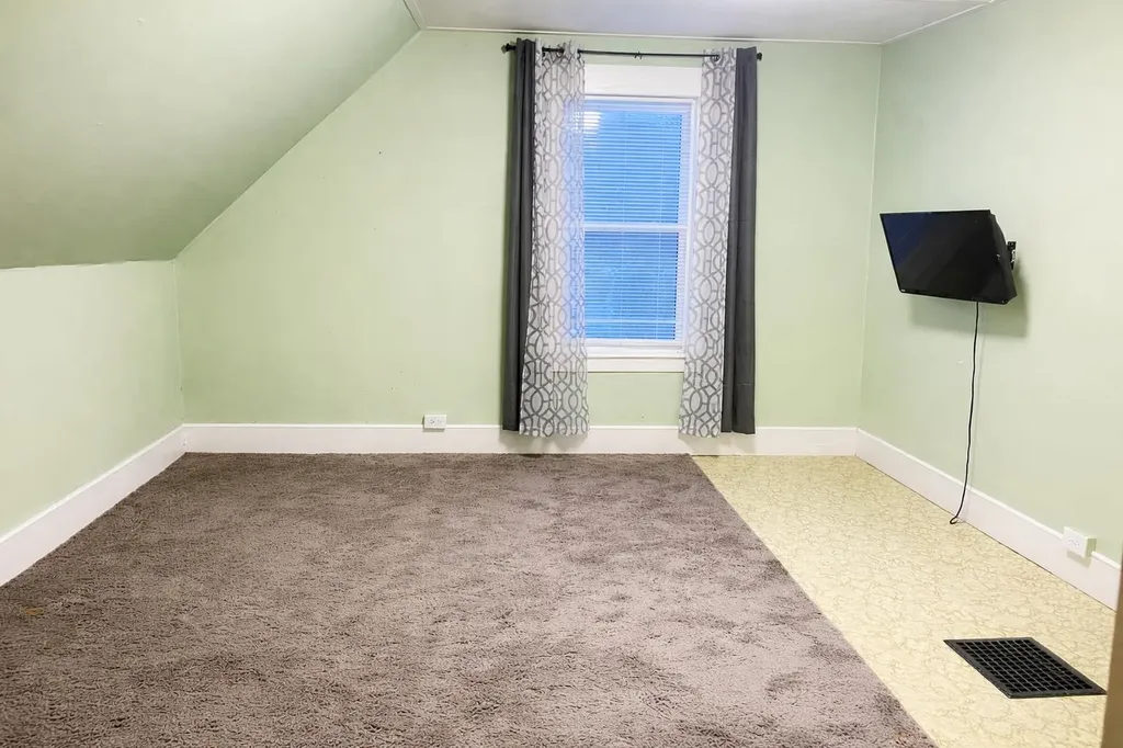 22 Maple Street Orleans VT 05860