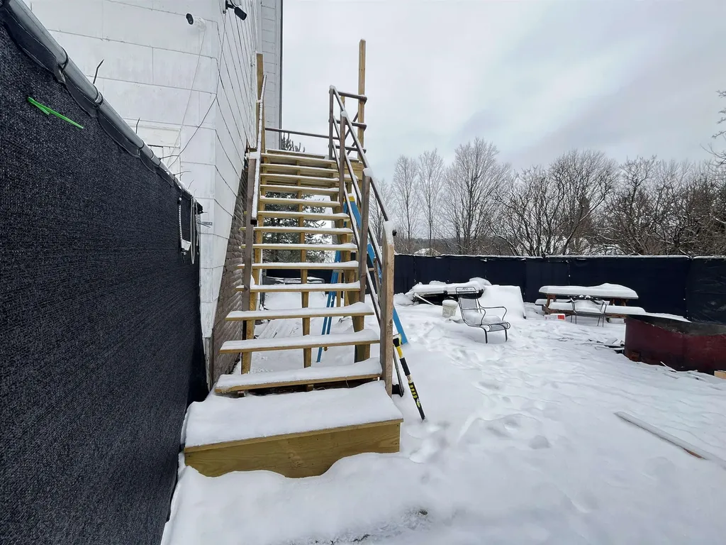 22 Maple Street Orleans VT 05860