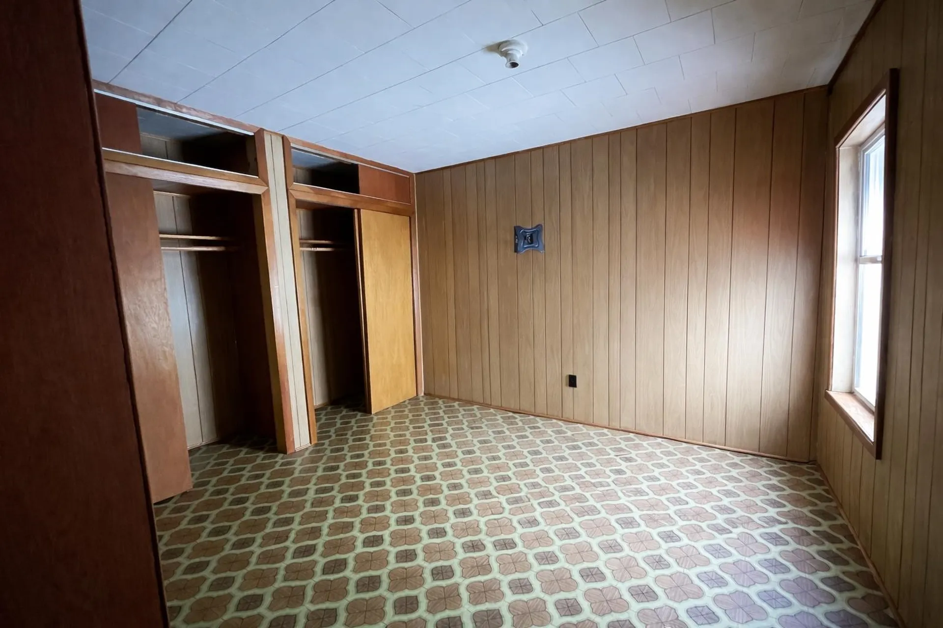 22 Maple Street Orleans VT 05860