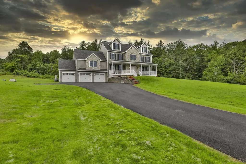 2 Warren's Way Brookline NH 03033