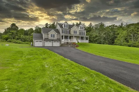 2 Warren's Way Brookline NH 03033