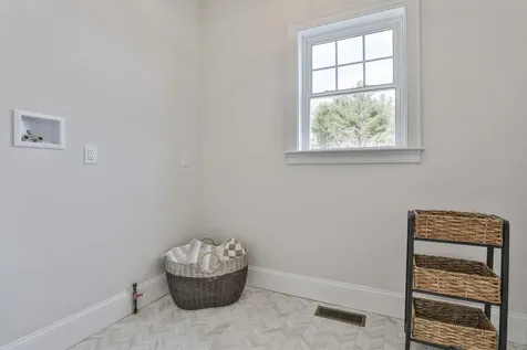 2 Warren's Way Brookline NH 03033