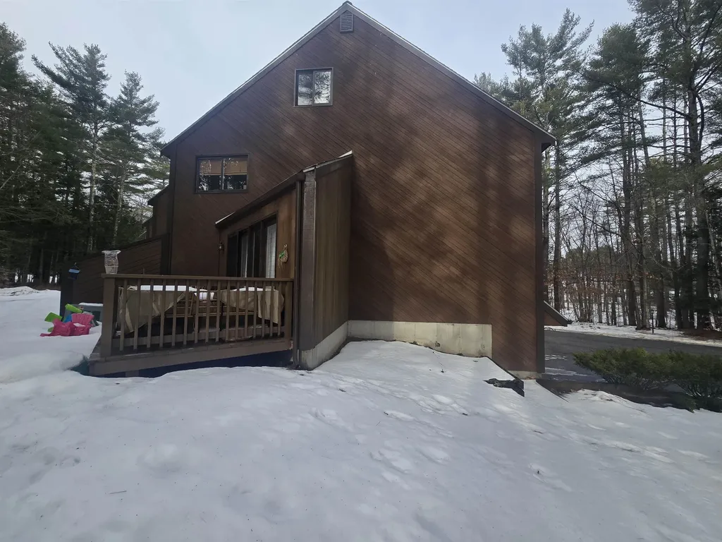 153 Coffin Road Epping NH 03042