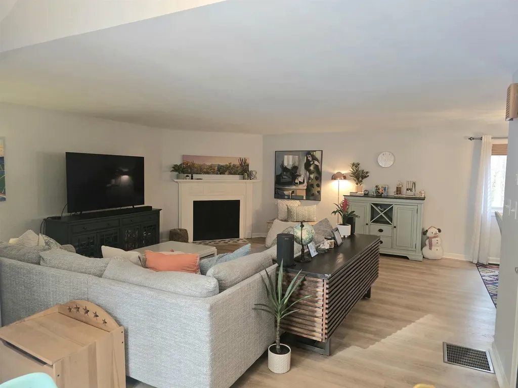 153 Coffin Road Epping NH 03042