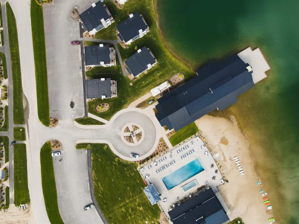 8 Benjamin Lane Thornton NH 03285