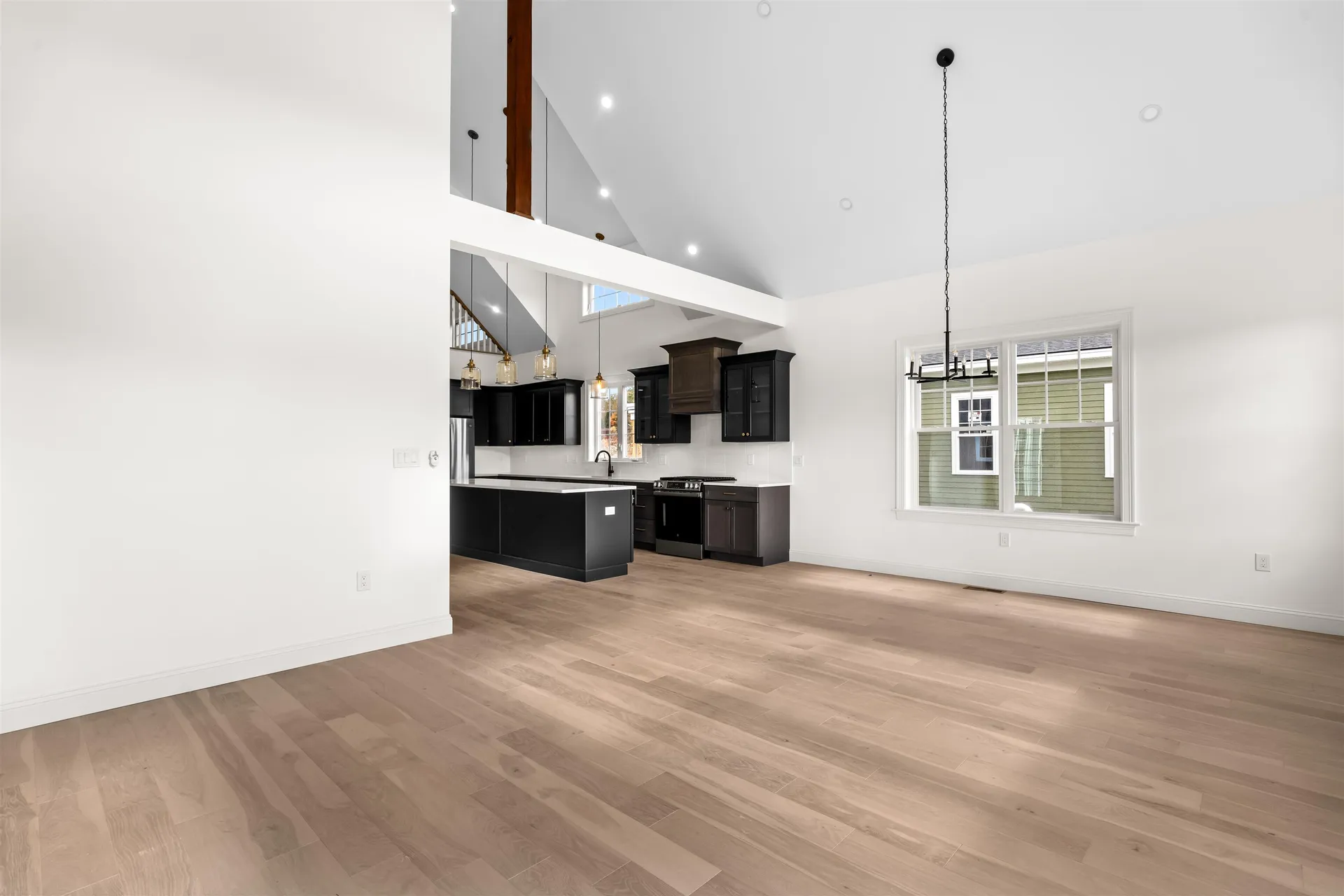 8 Benjamin Lane Thornton NH 03285