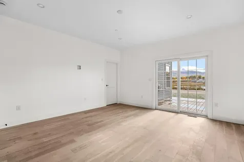 8 Benjamin Lane Thornton NH 03285